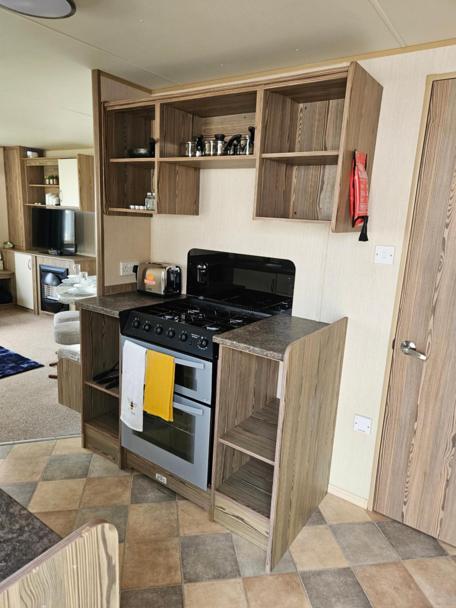 מייבלת'ורפ Goldensands Haven Rowan Court N65 מראה חיצוני תמונה